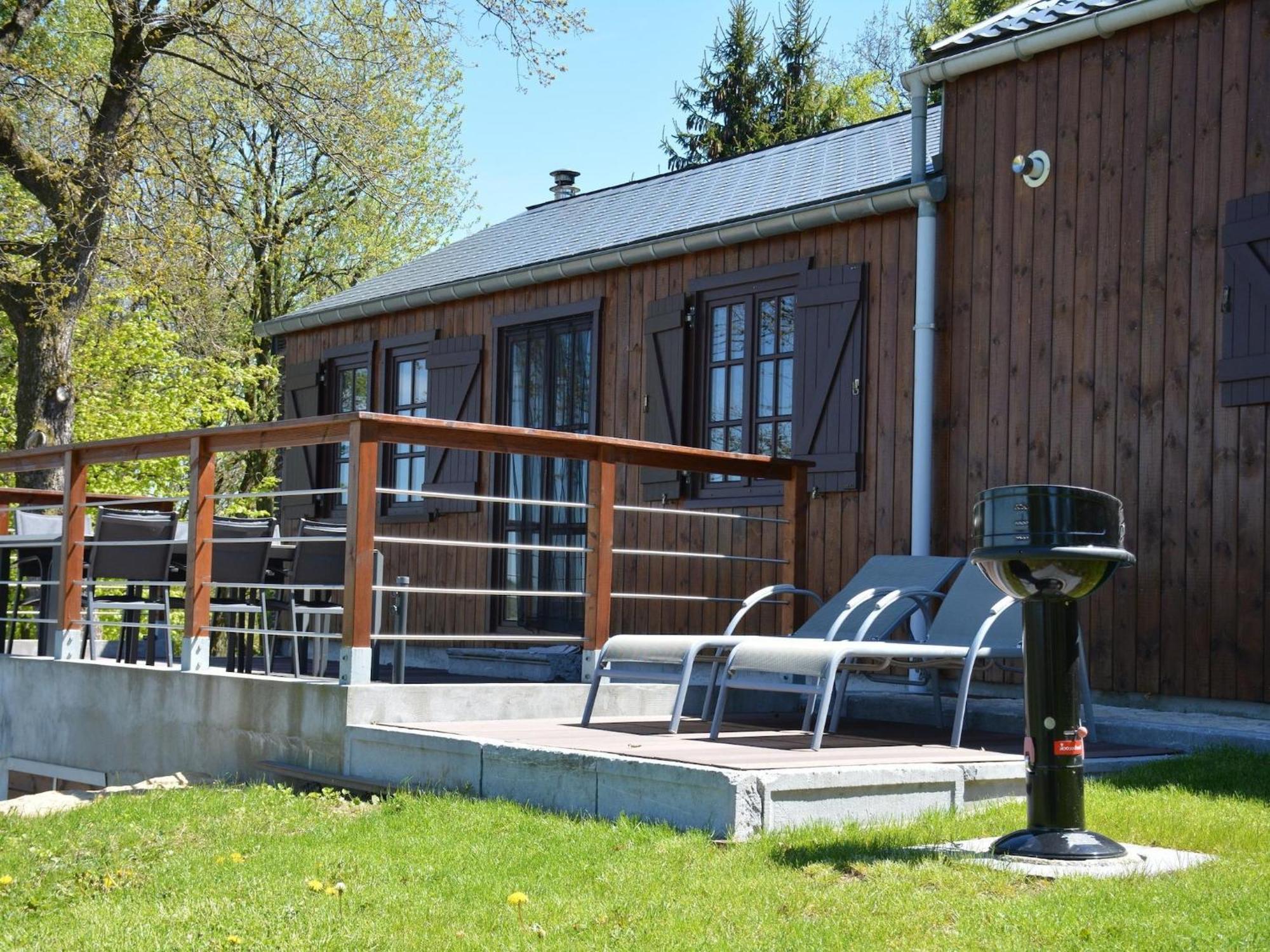 Chalet Spacious In With Garden Vielsalm